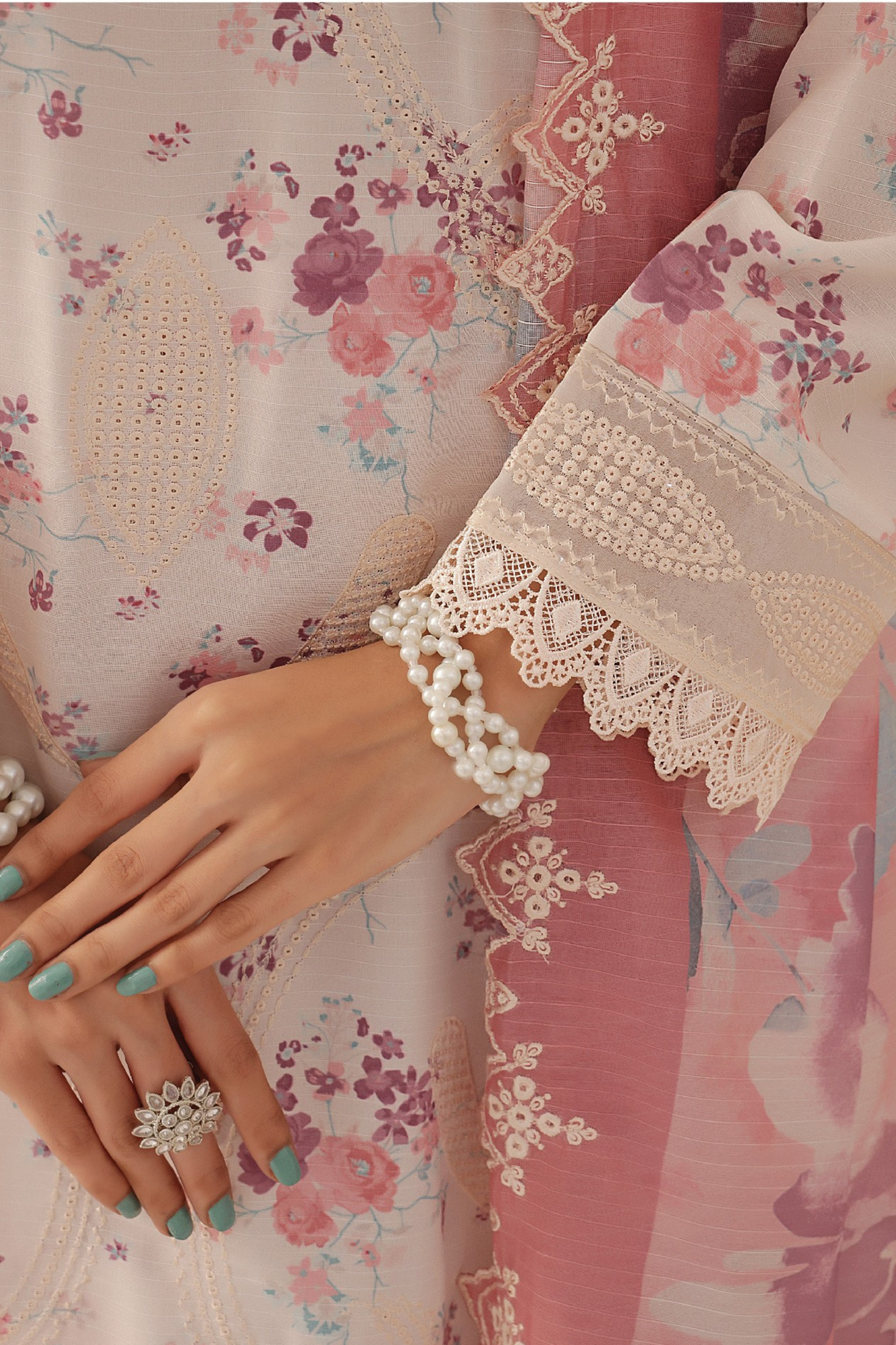 Zarnaz | Dressline | Emb Viscose - 3PC