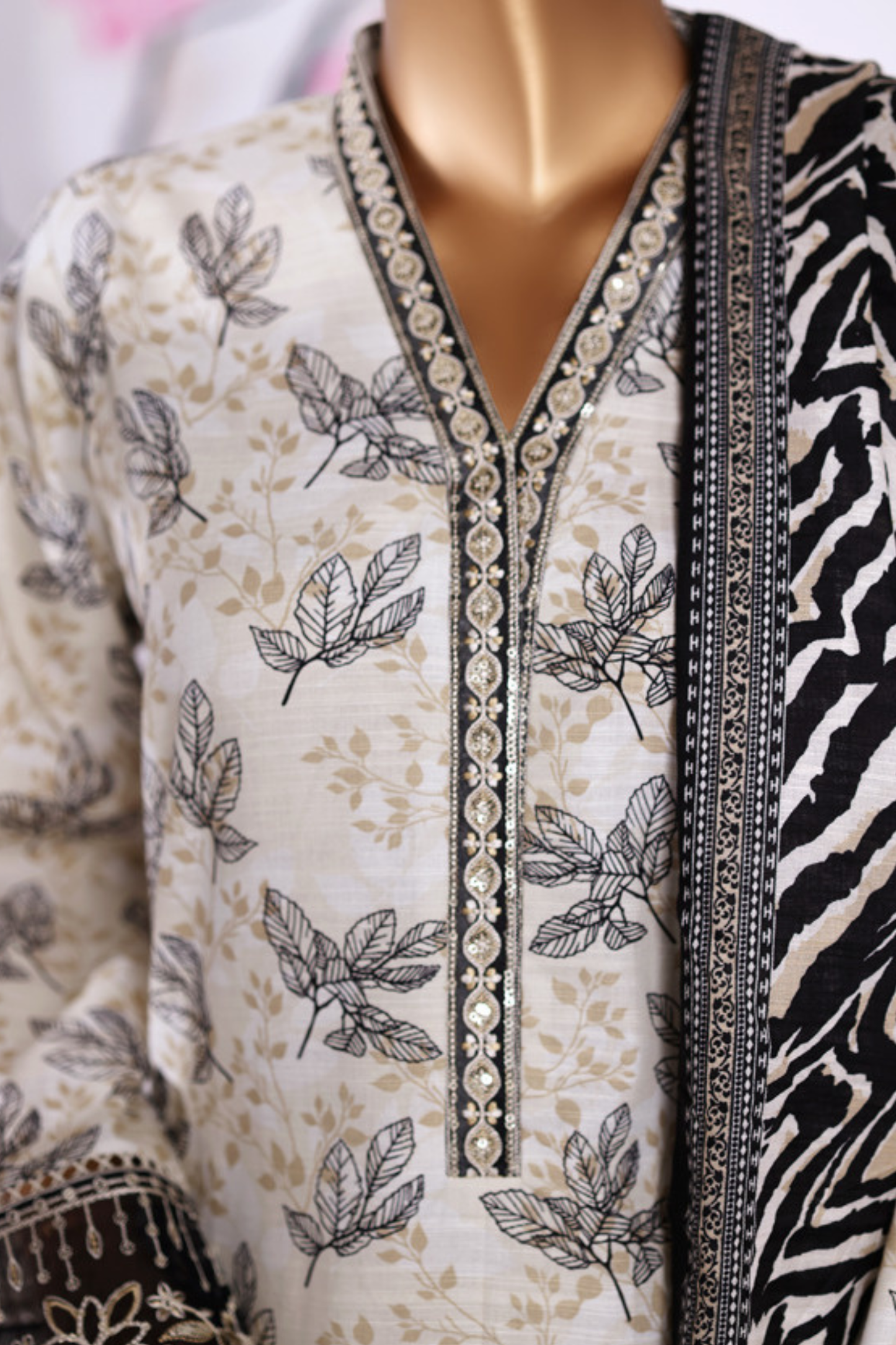 Bin Saeed | Emb | Khaddar