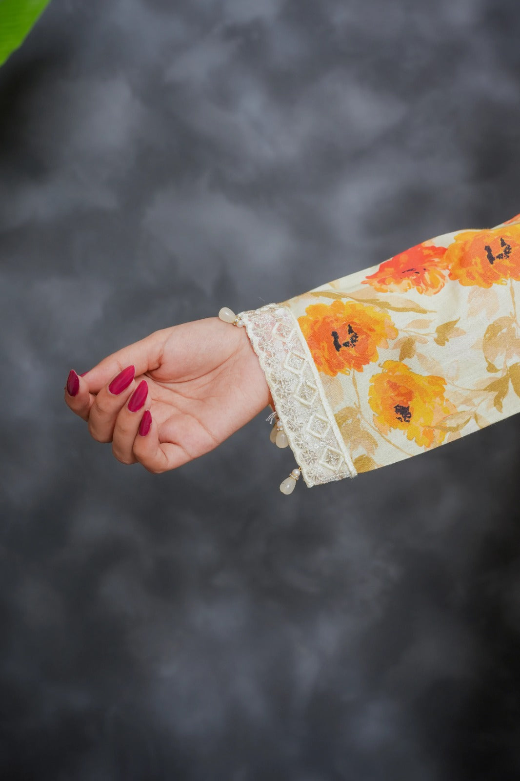 Sunlit Petals – Glow Edition