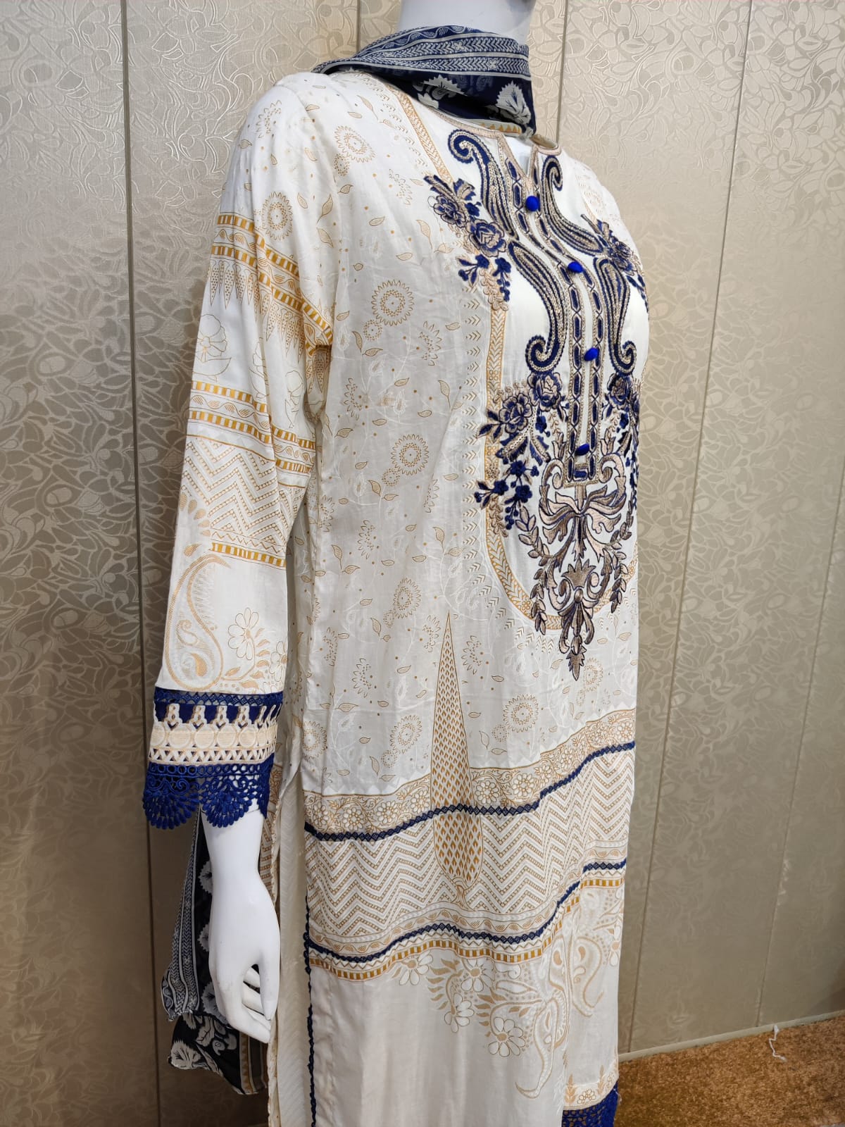Mirari 3-Pcs Embroidered Shirt With Chiffone Dupatta