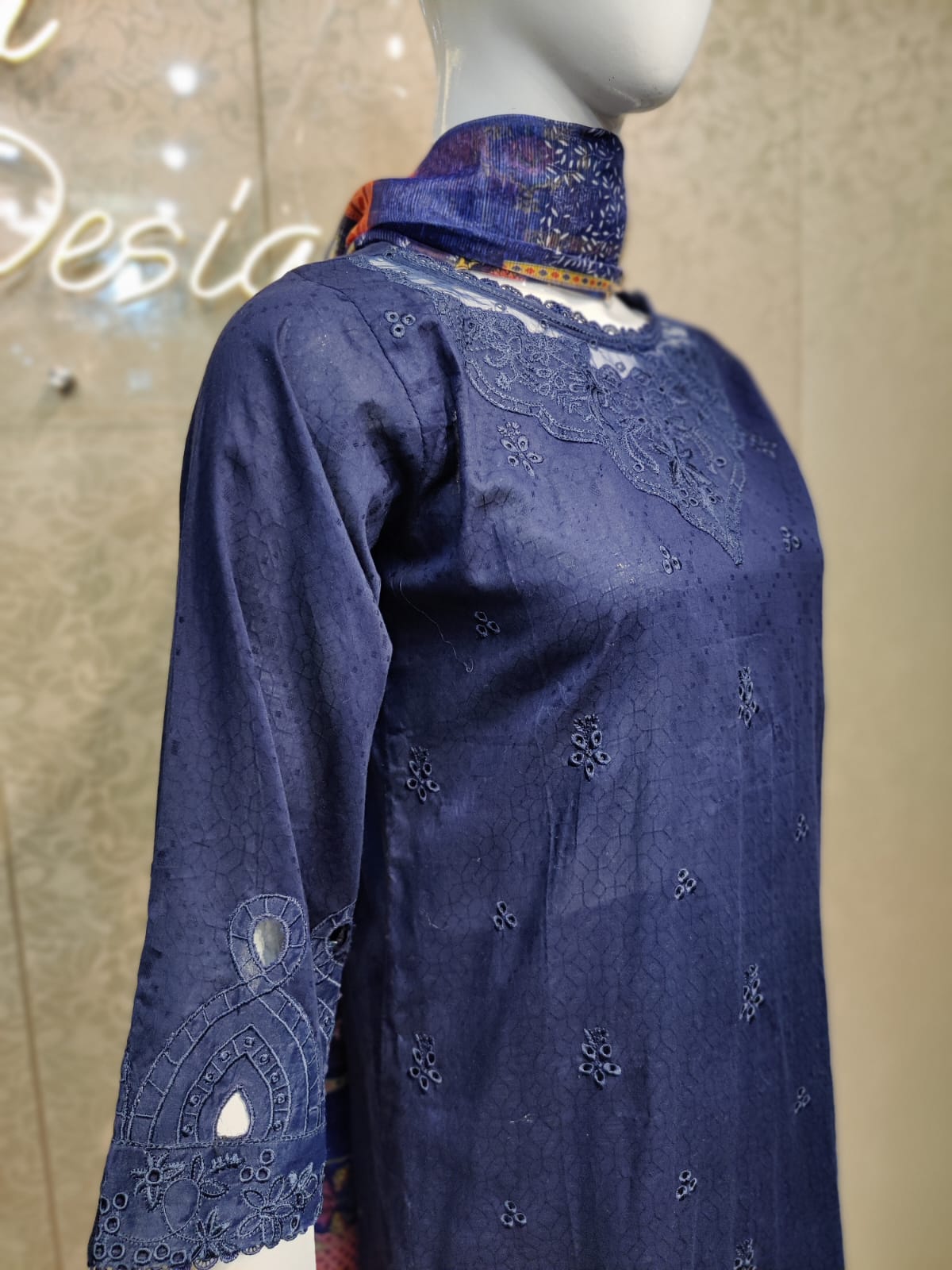 DL Embroidered Lawn-3PC