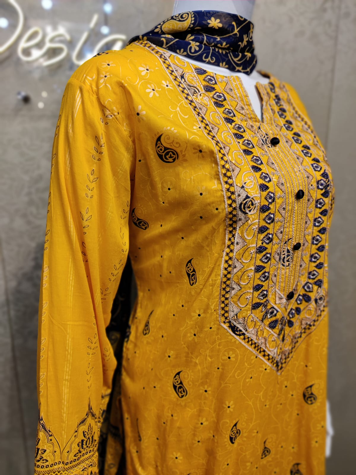 Mirari 3-Pcs Embroidered Shirt With Chiffone Dupatta