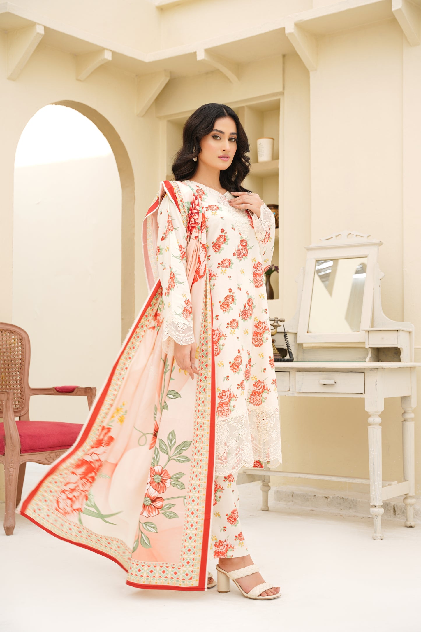 Embroidered Linen 3PC
