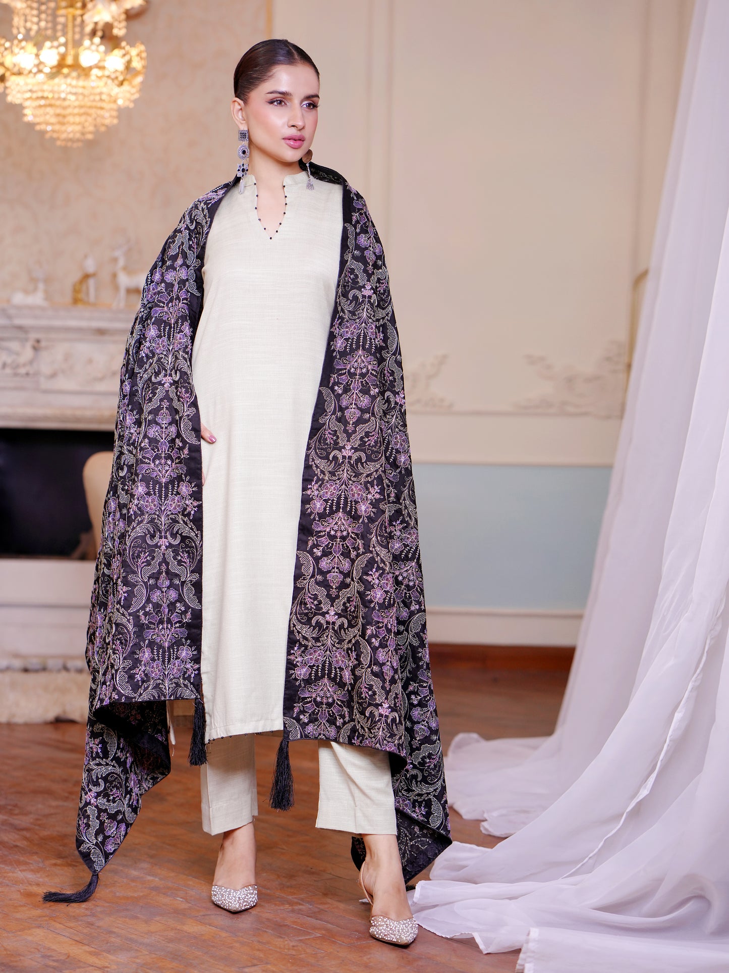 Bareeze | Embroidered | Dhanak