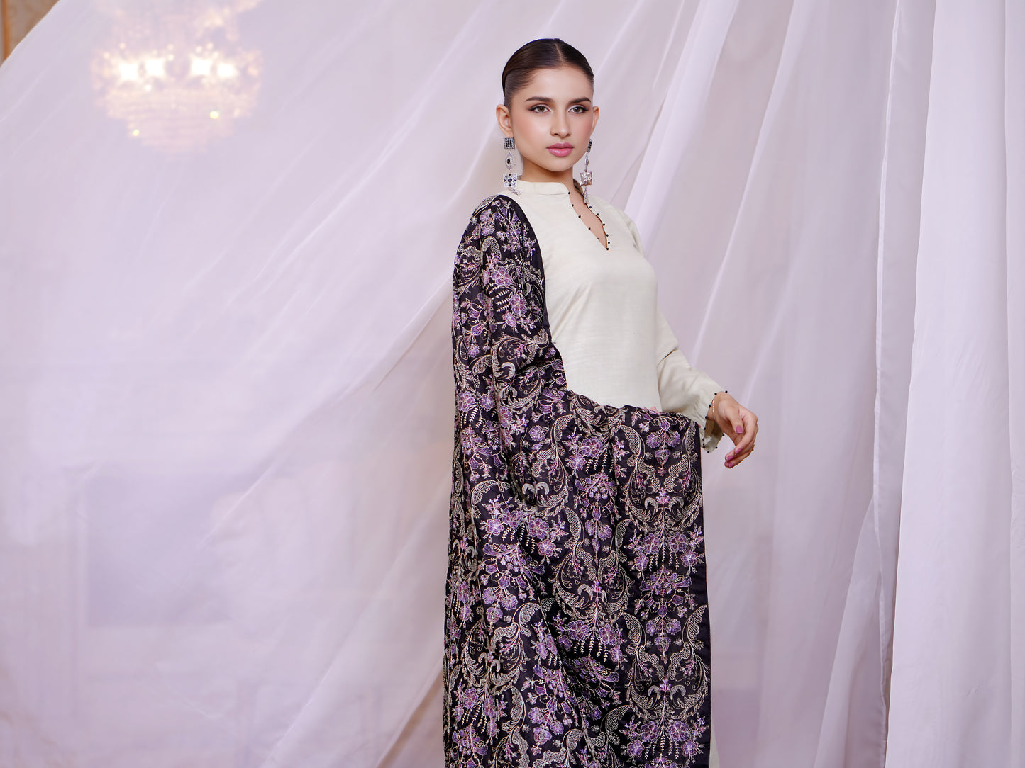 Bareeze | Embroidered | Dhanak