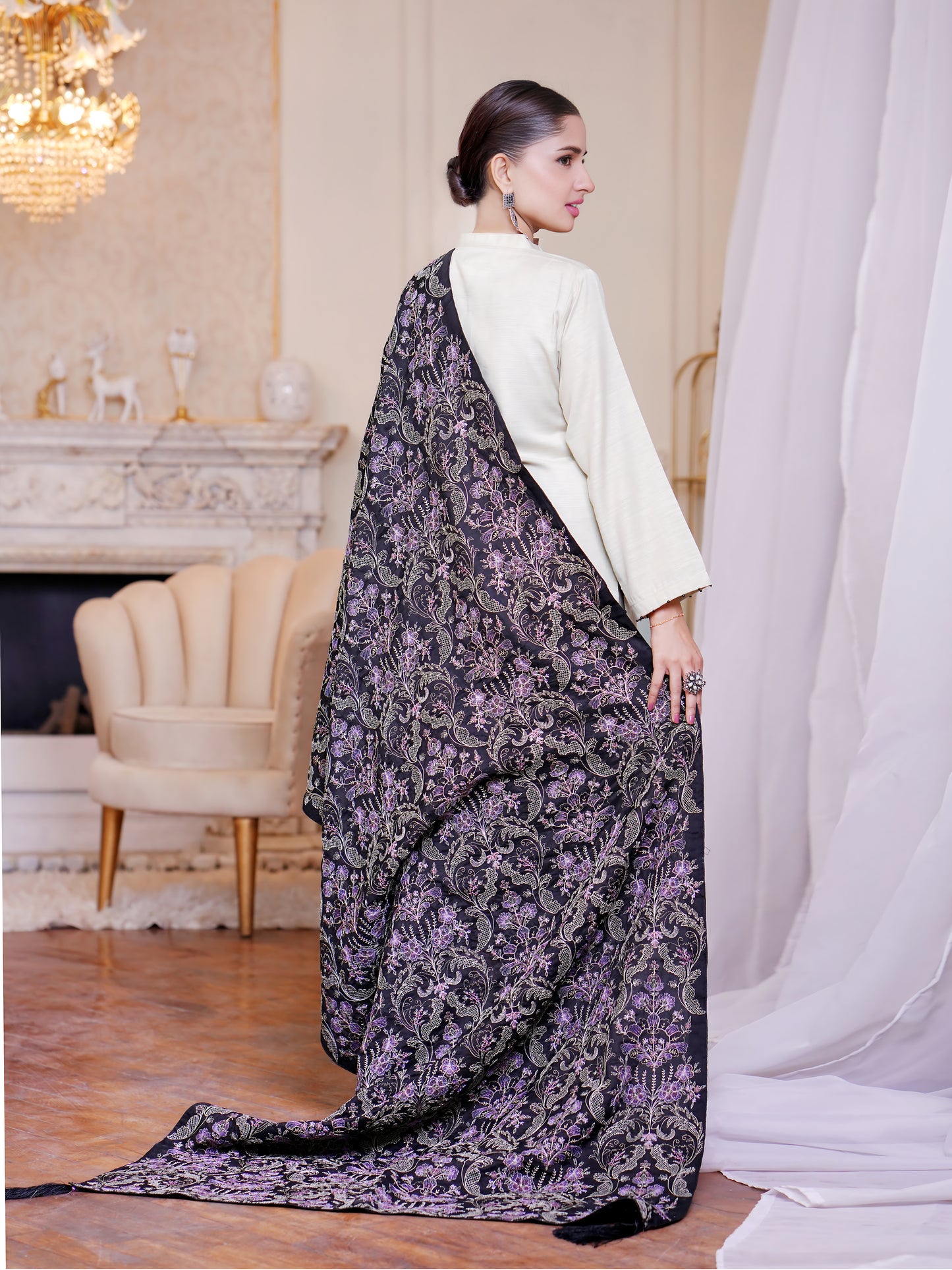 Bareeze | Embroidered | Dhanak