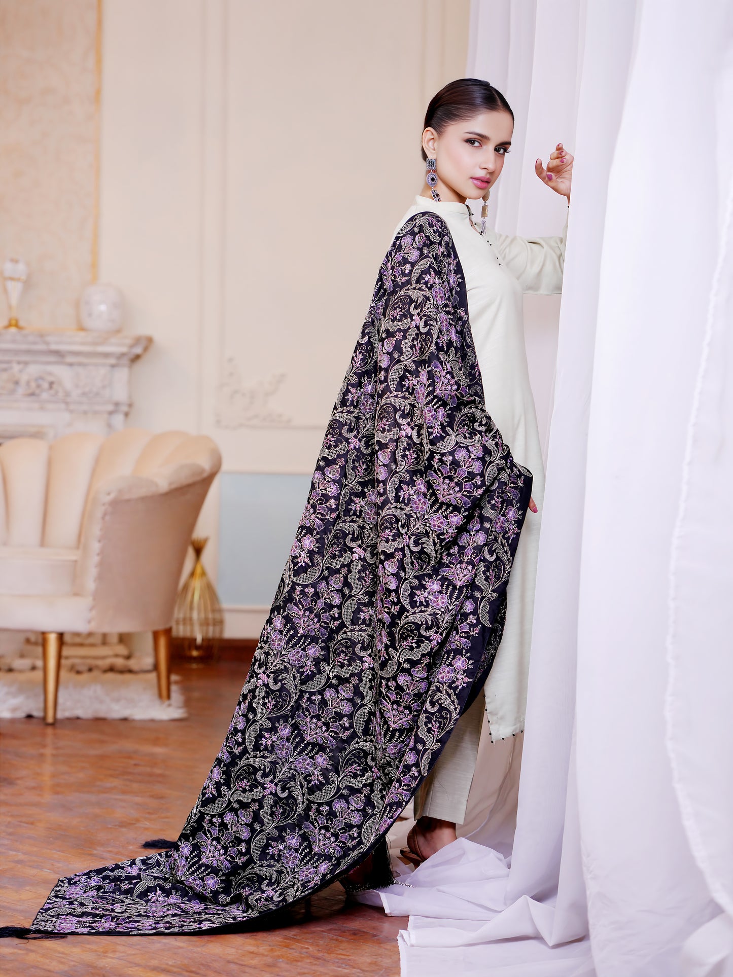 Bareeze | Embroidered | Dhanak