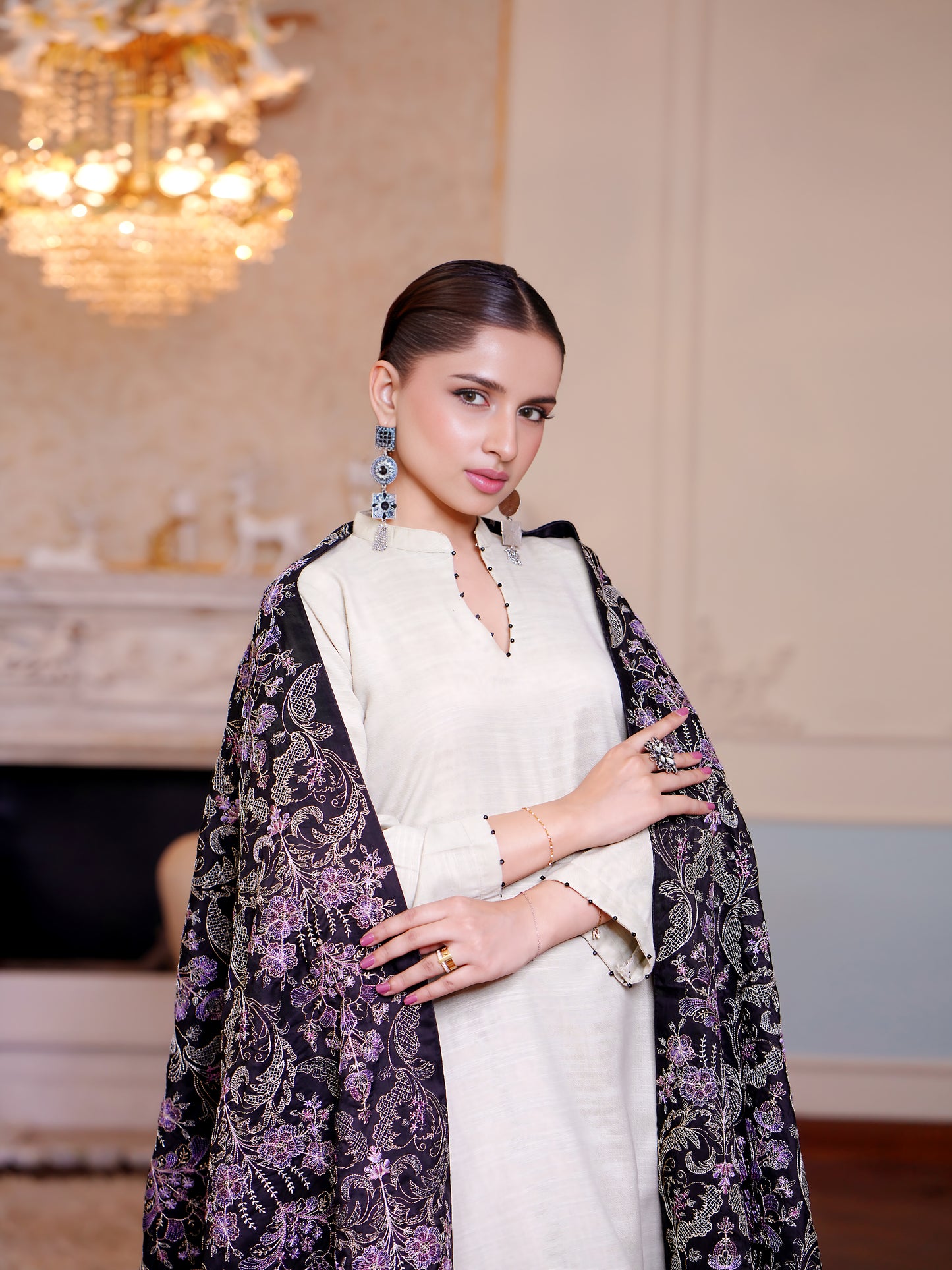 Bareeze | Embroidered | Dhanak
