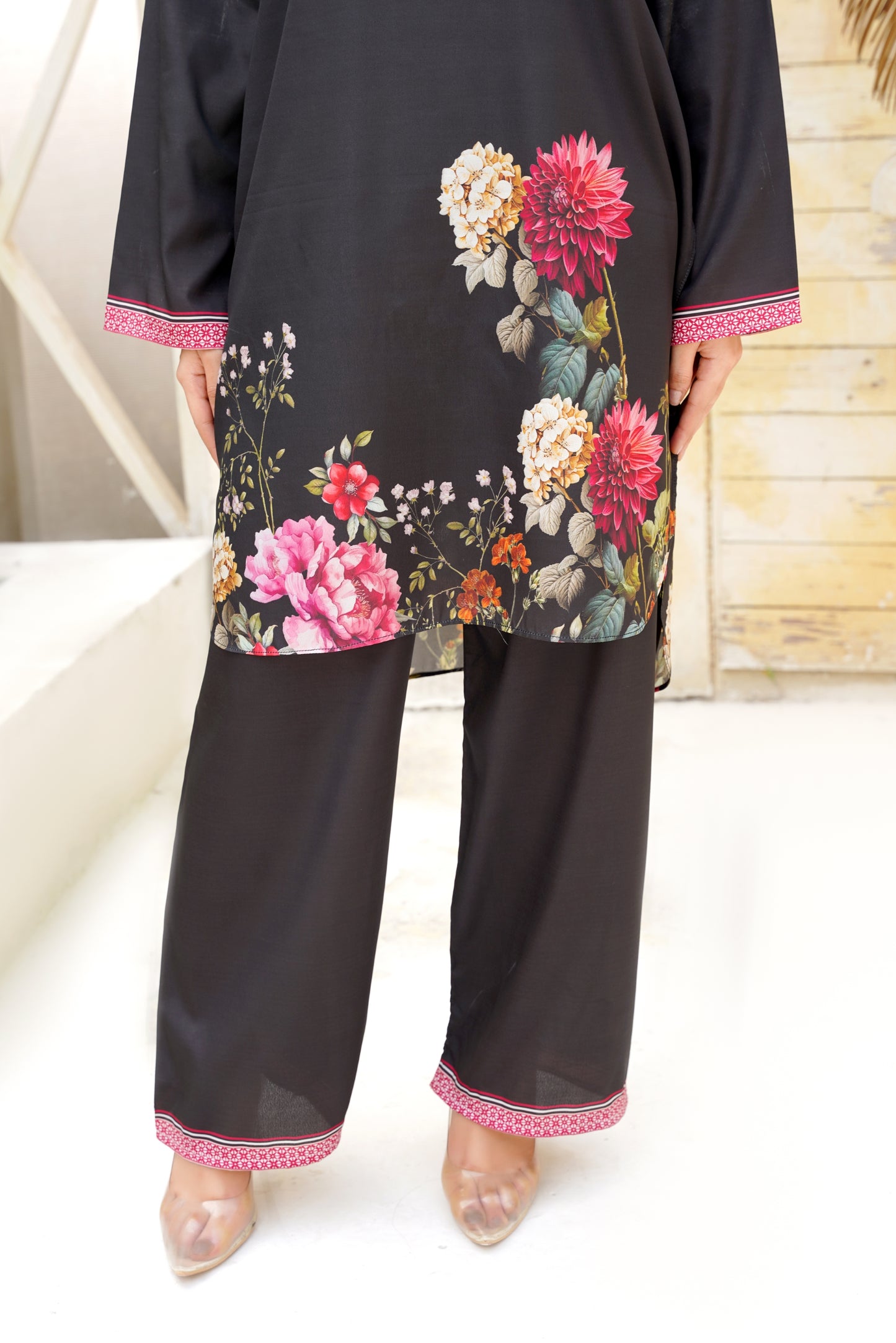 Black Bloom Luxe Silk – 2 Piece