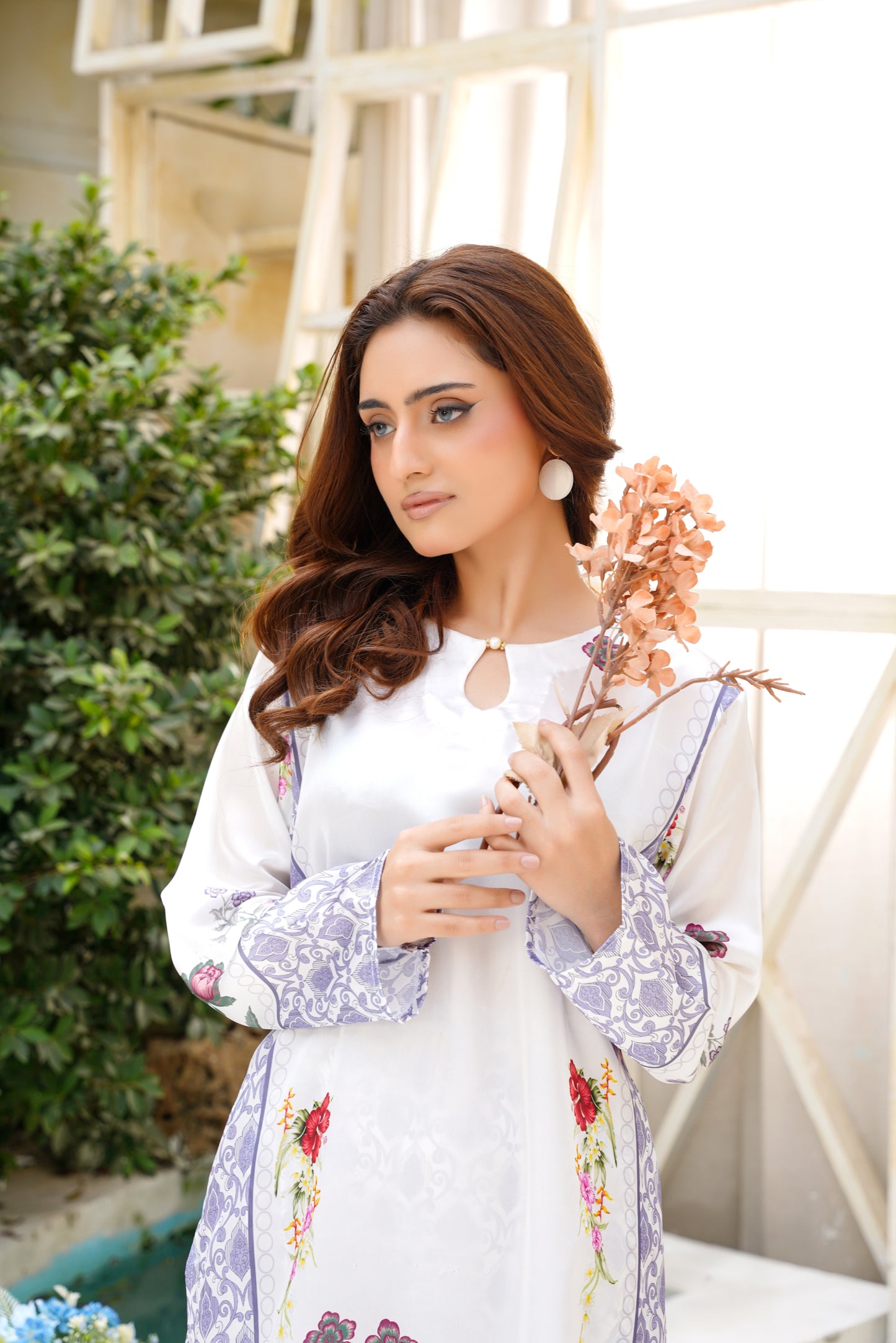 White Lilac Bloom Silk – 2 Piece