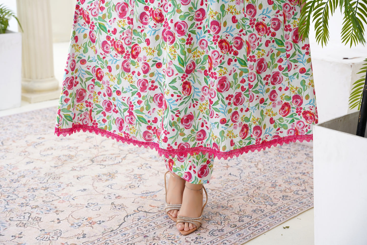 White Pink Floral – Mirari | Frock