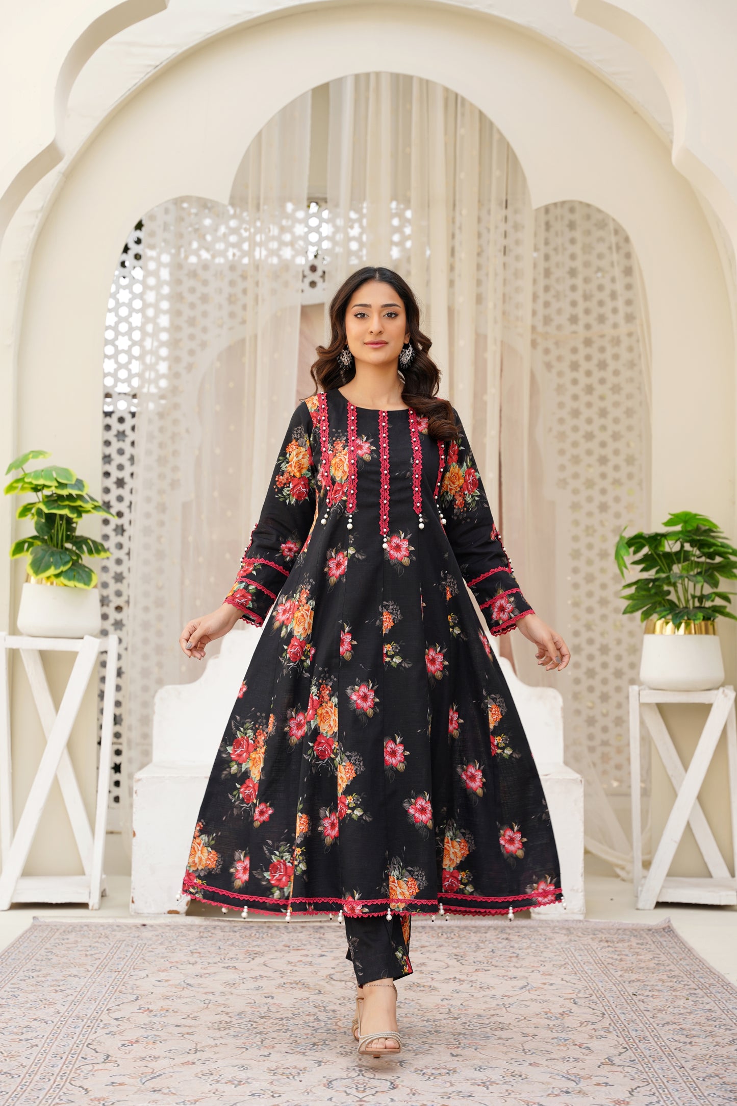 Black Red Floral – Mirari | Frock