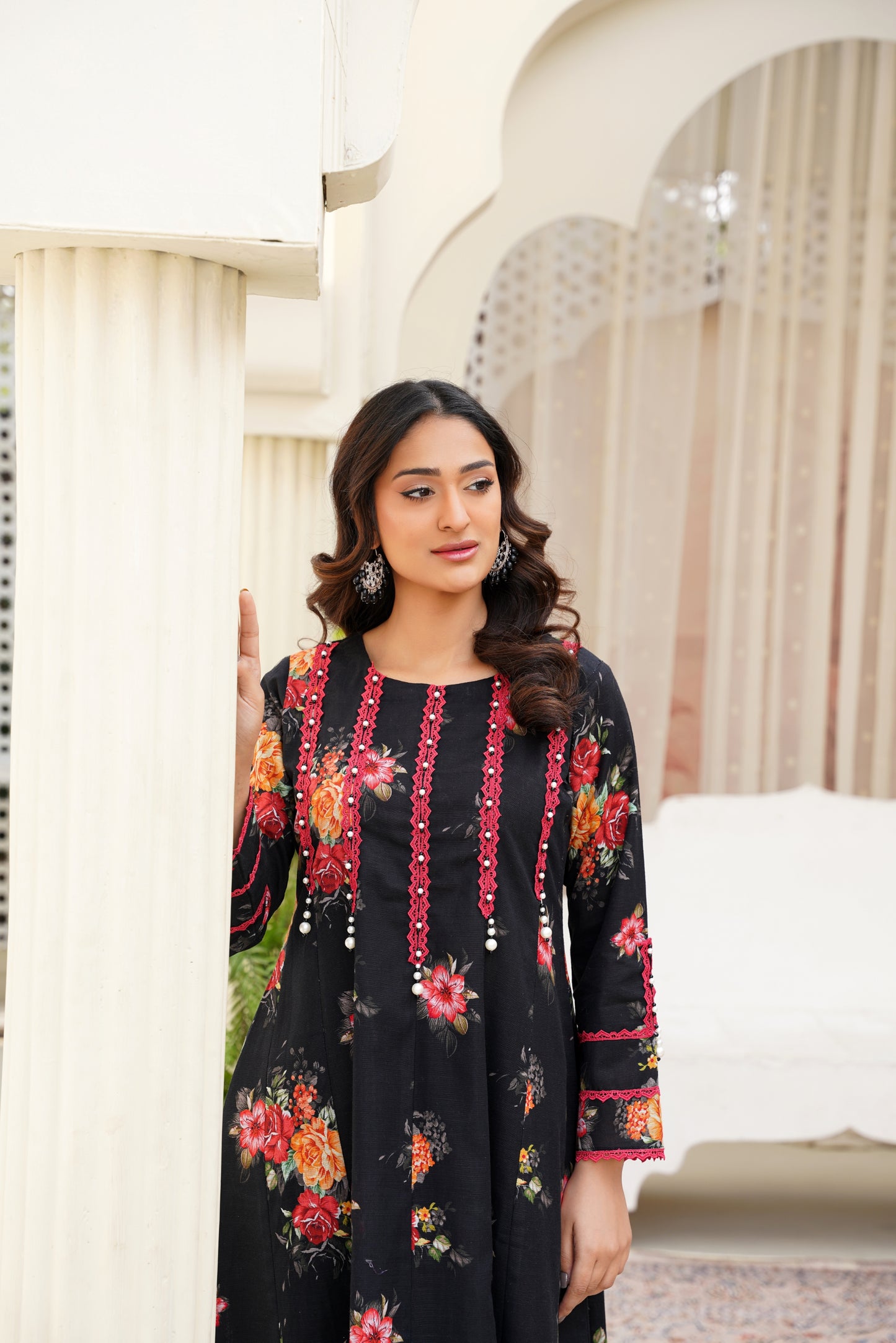 Black Red Floral – Mirari | Frock