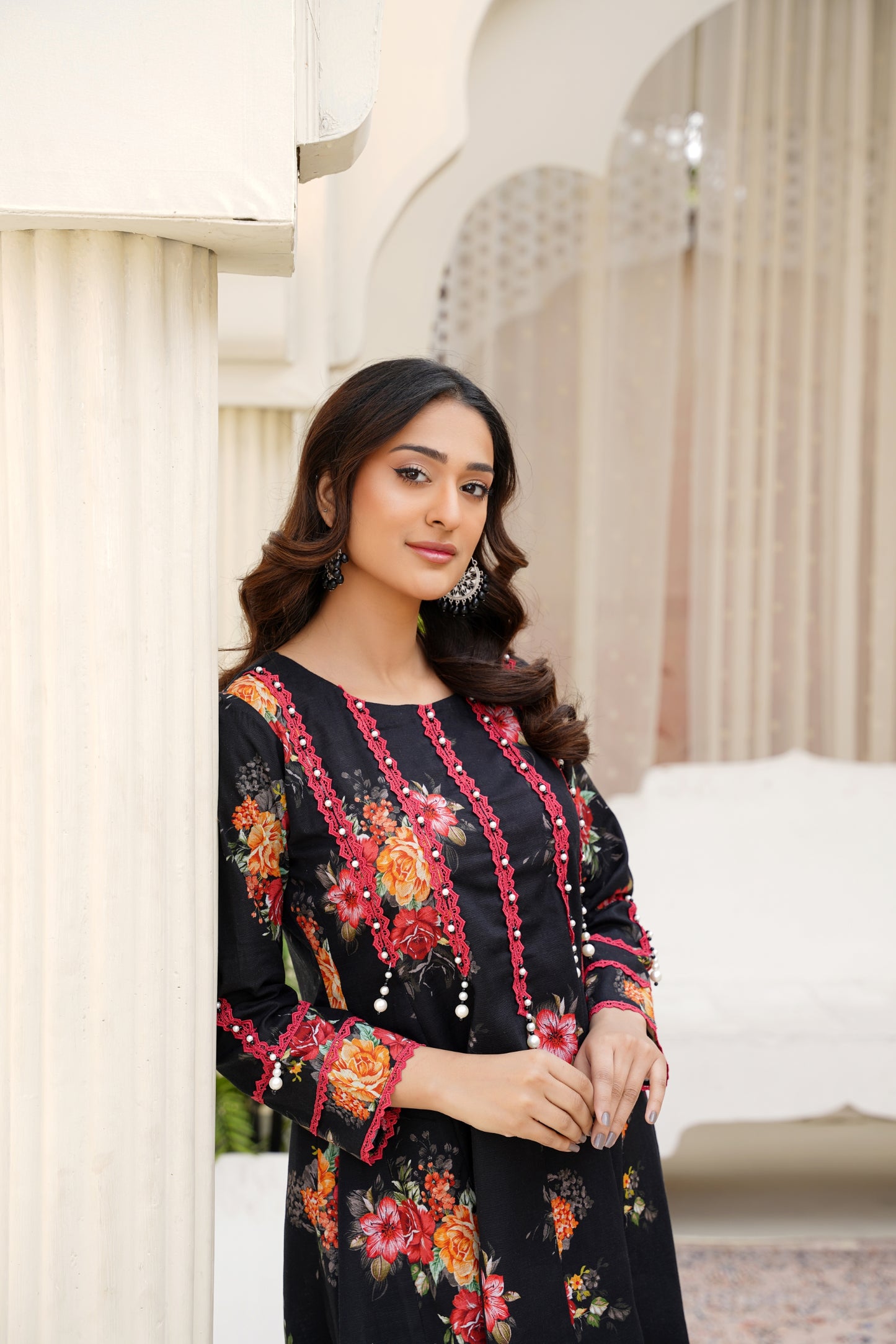 Black Red Floral – Mirari | Frock