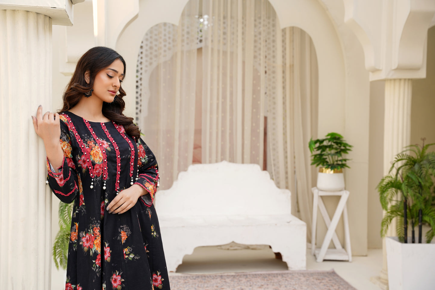 Black Red Floral – Mirari | Frock