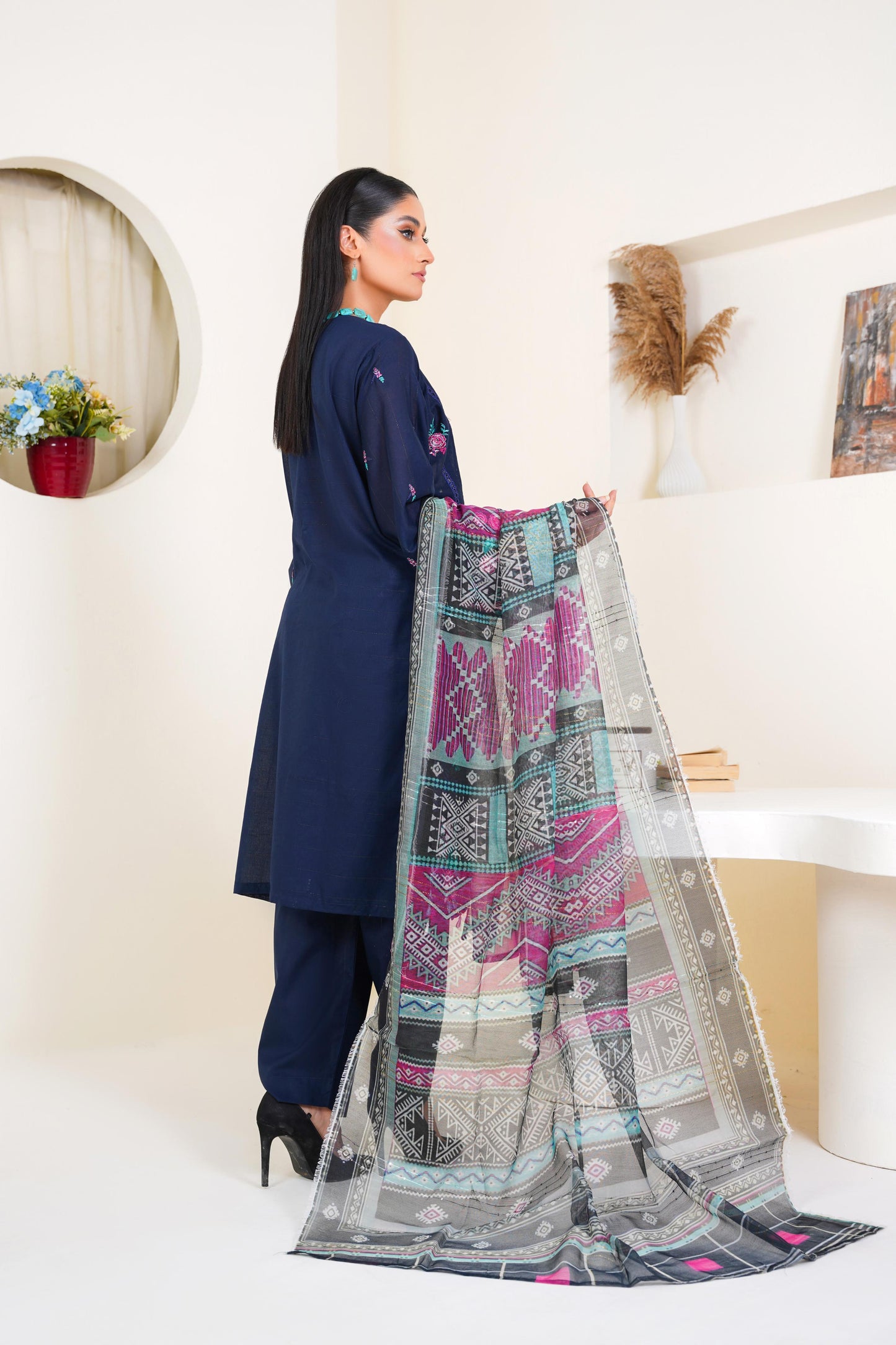 Zeen Midnight Folk – Navy Embroidered Suit