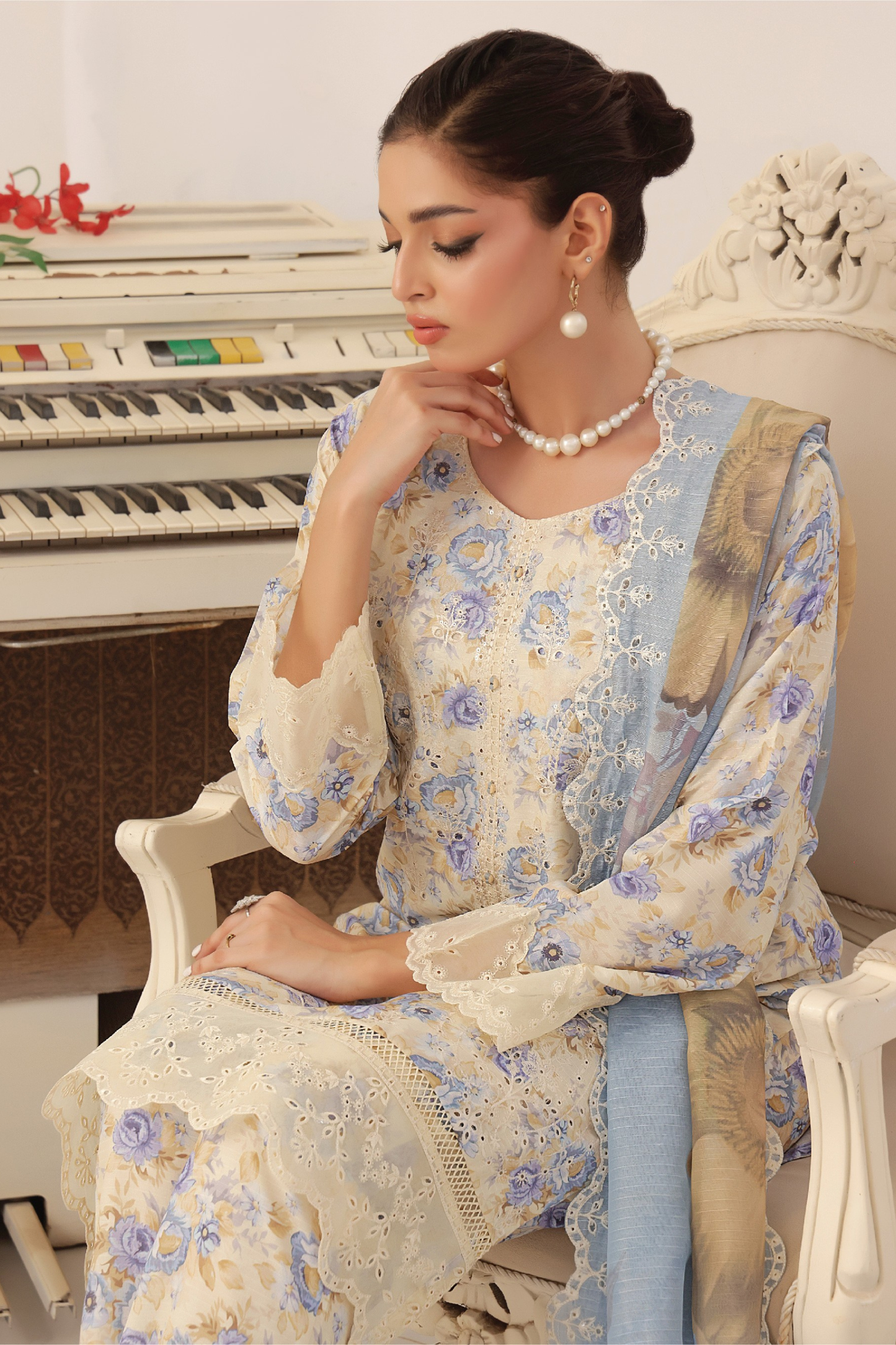 Zarnaz | Dressline | Emb Viscose - 3PC