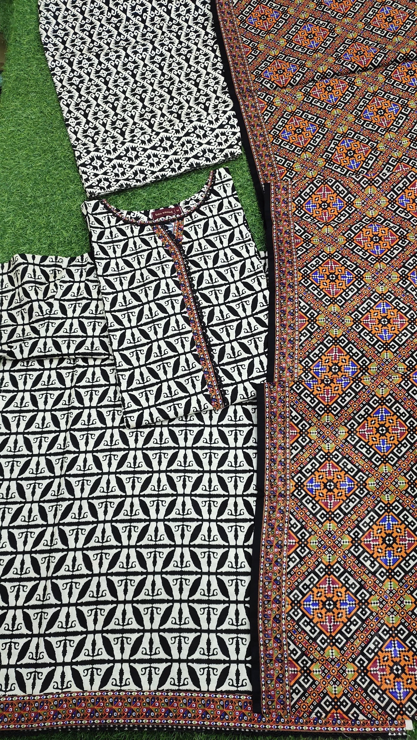 Bin Saeed Lawn With Farshi Trouser 3PC
