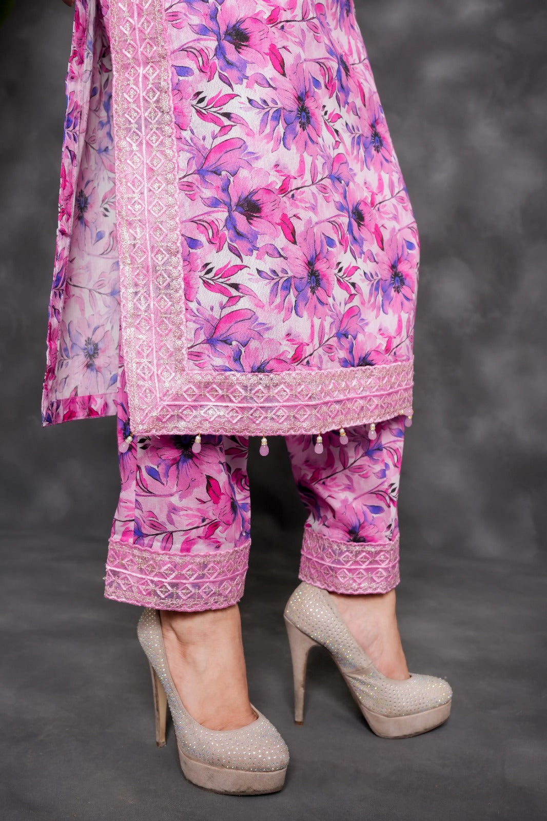 Lilac Dream – Festive Flair