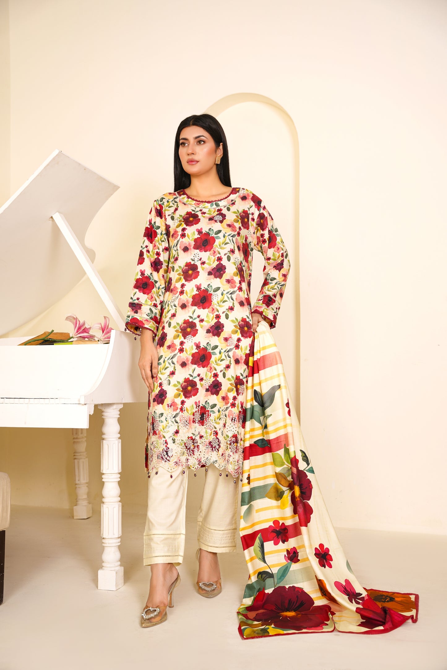 Embroidered Linen 3PC