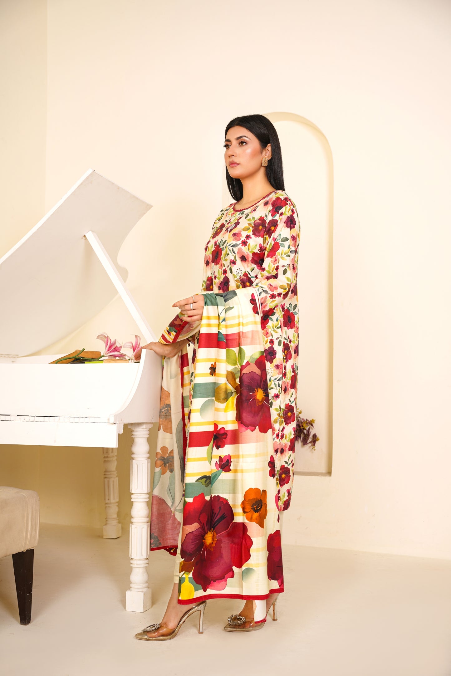 Embroidered Linen 3PC