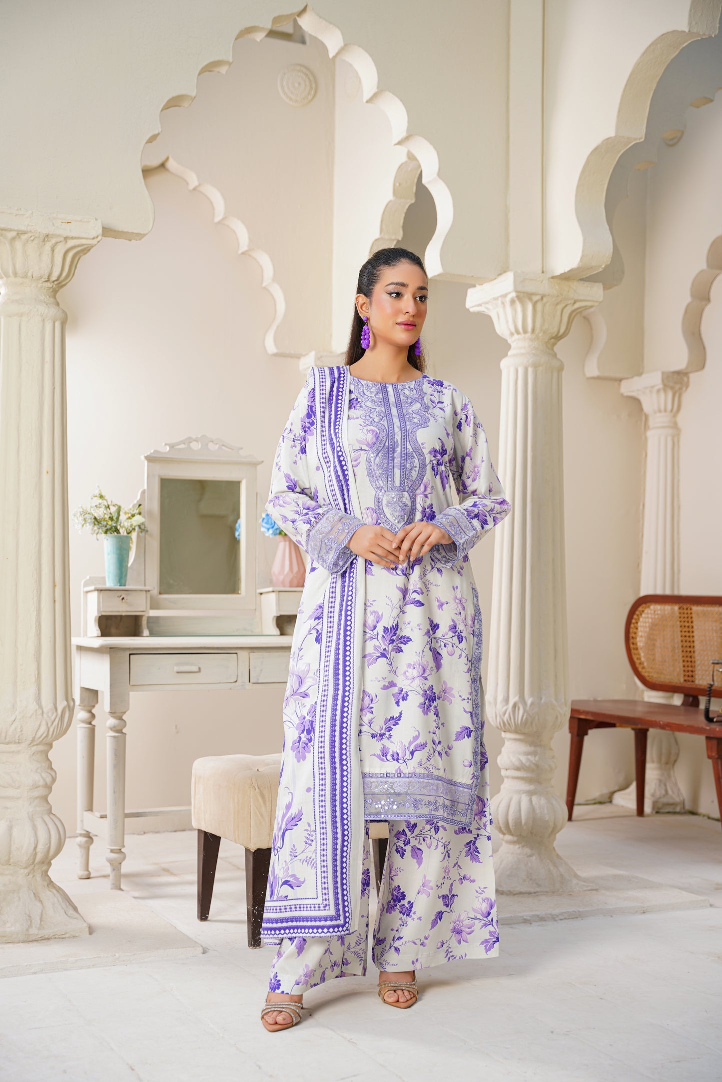 Embroidered Linen 3PC