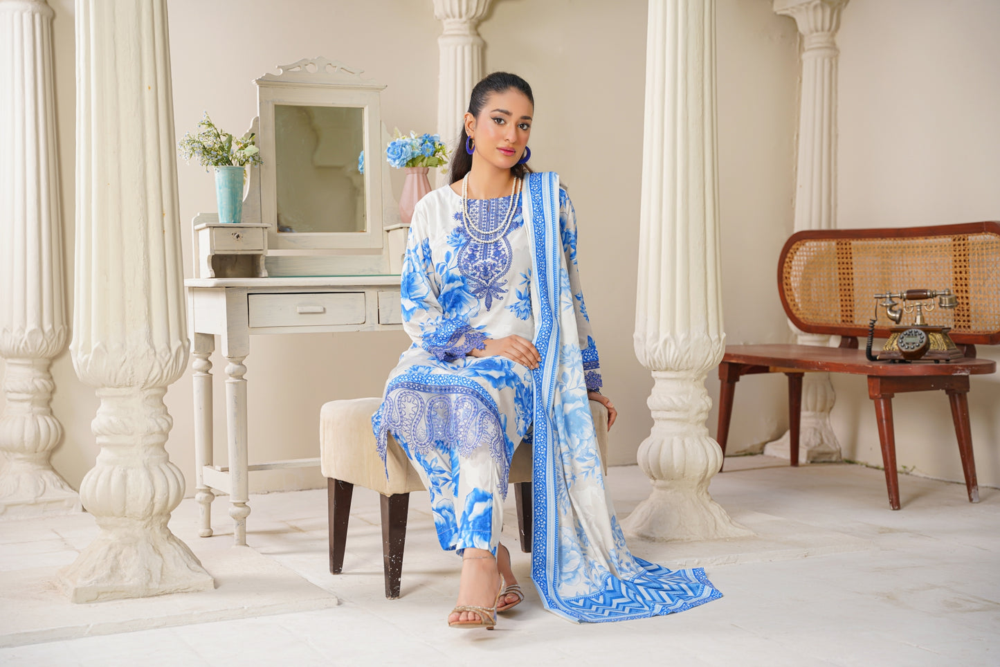 Embroidered Linen 3PC