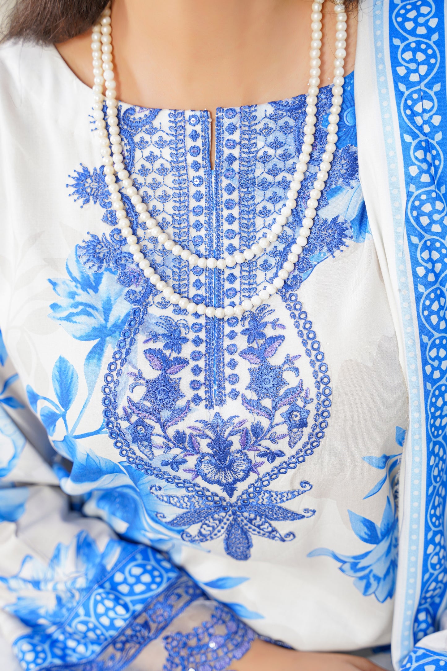 Embroidered Linen 3PC