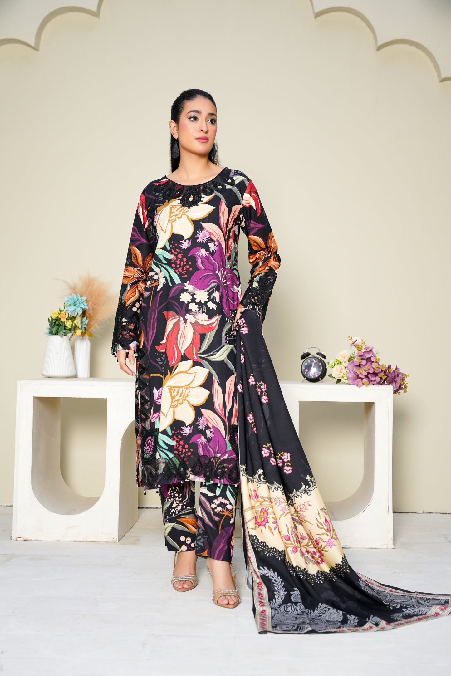 Embroidered Linen 3PC