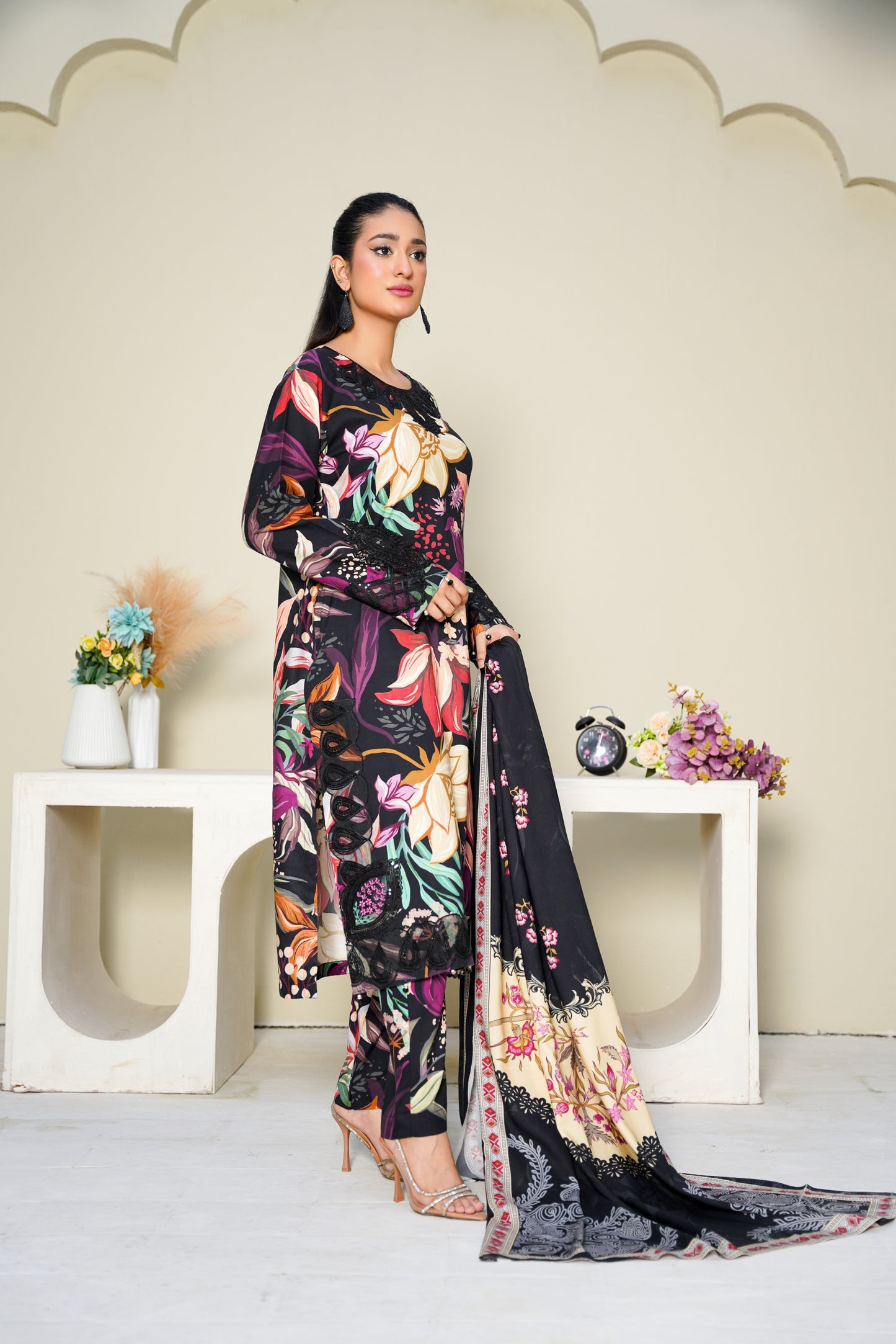 Embroidered Linen 3PC