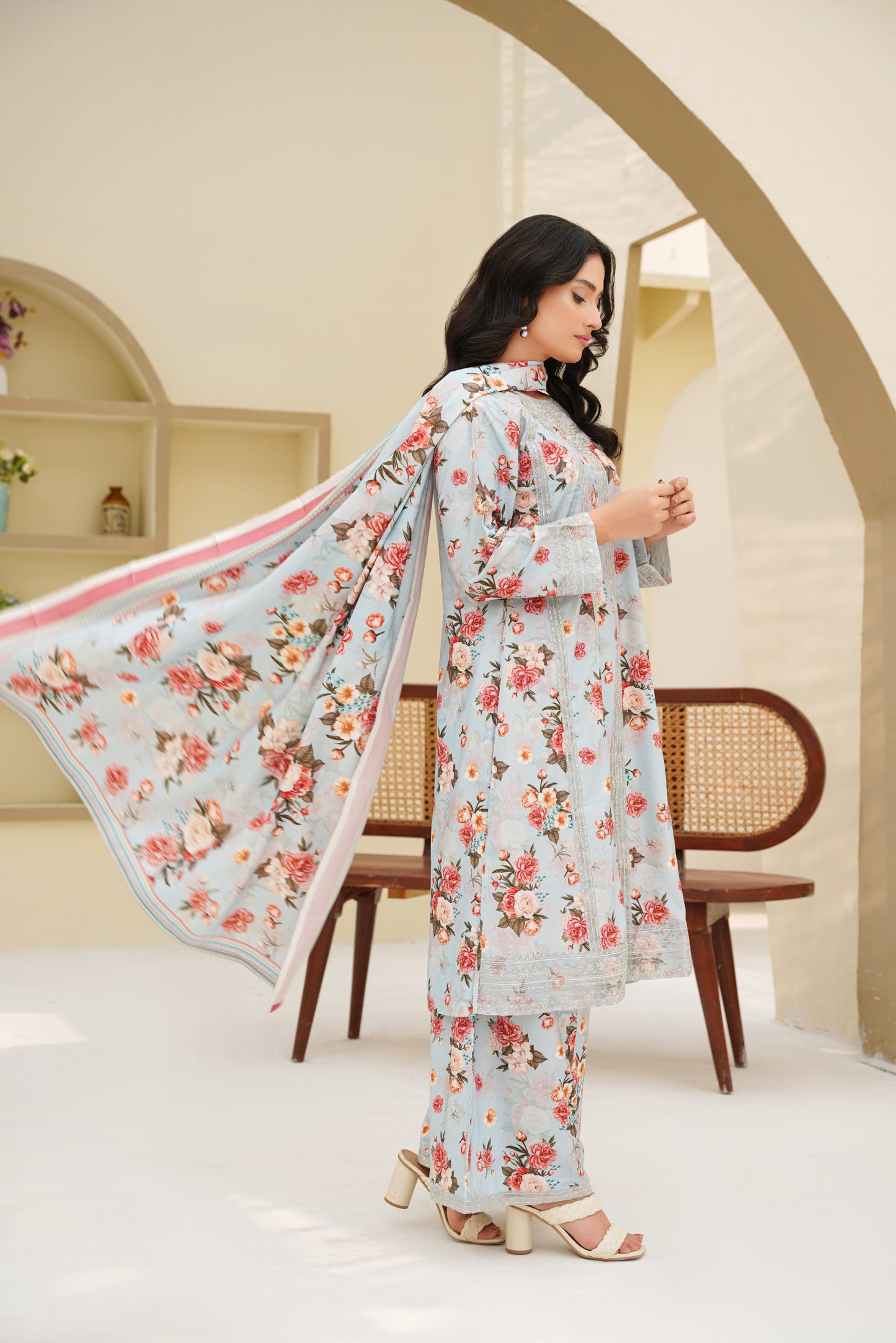 Embroidered Linen 3PC