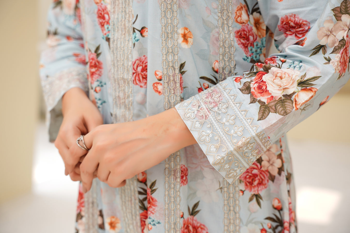Embroidered Linen 3PC