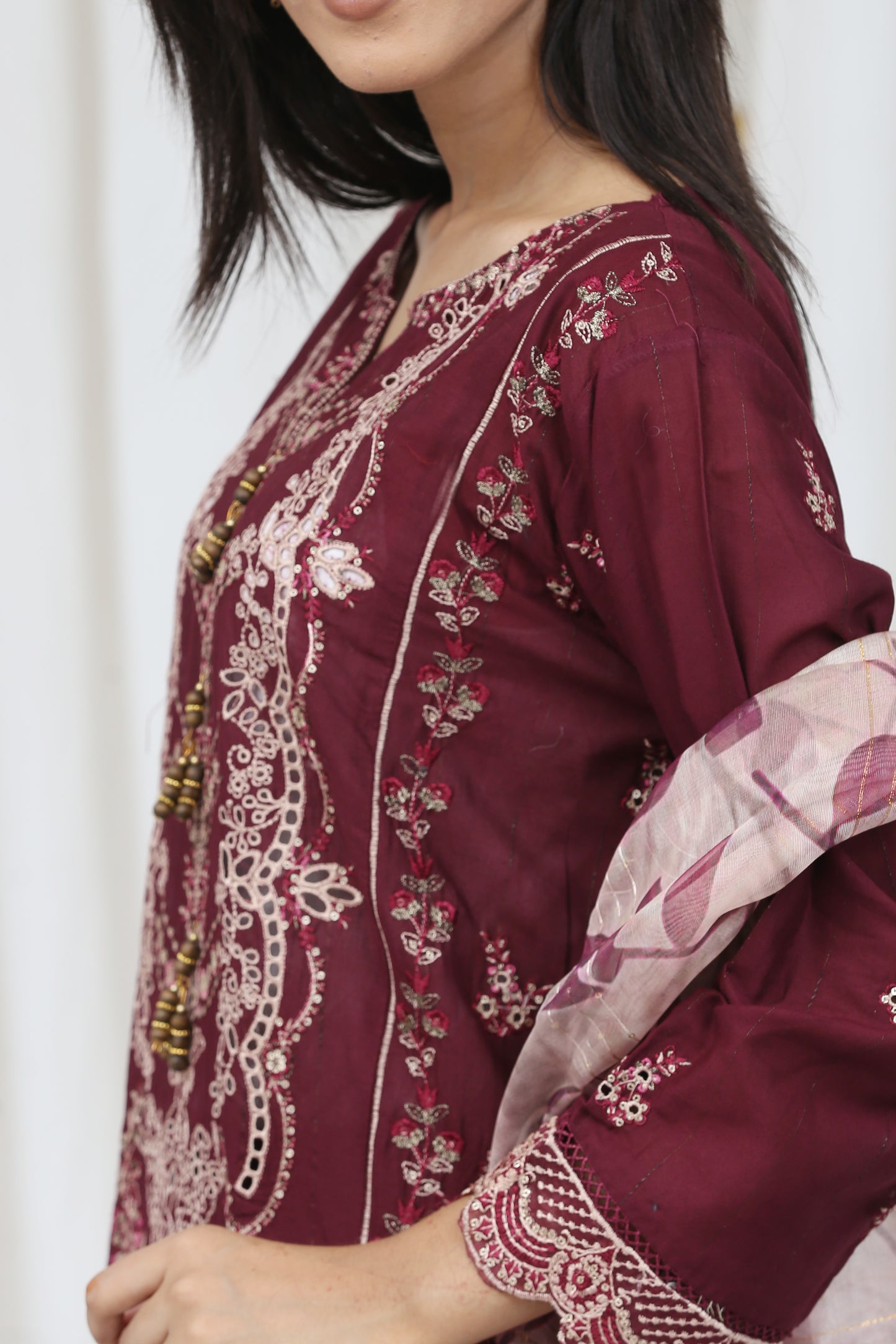 Maroon Bloom – Floral & Fab Edition