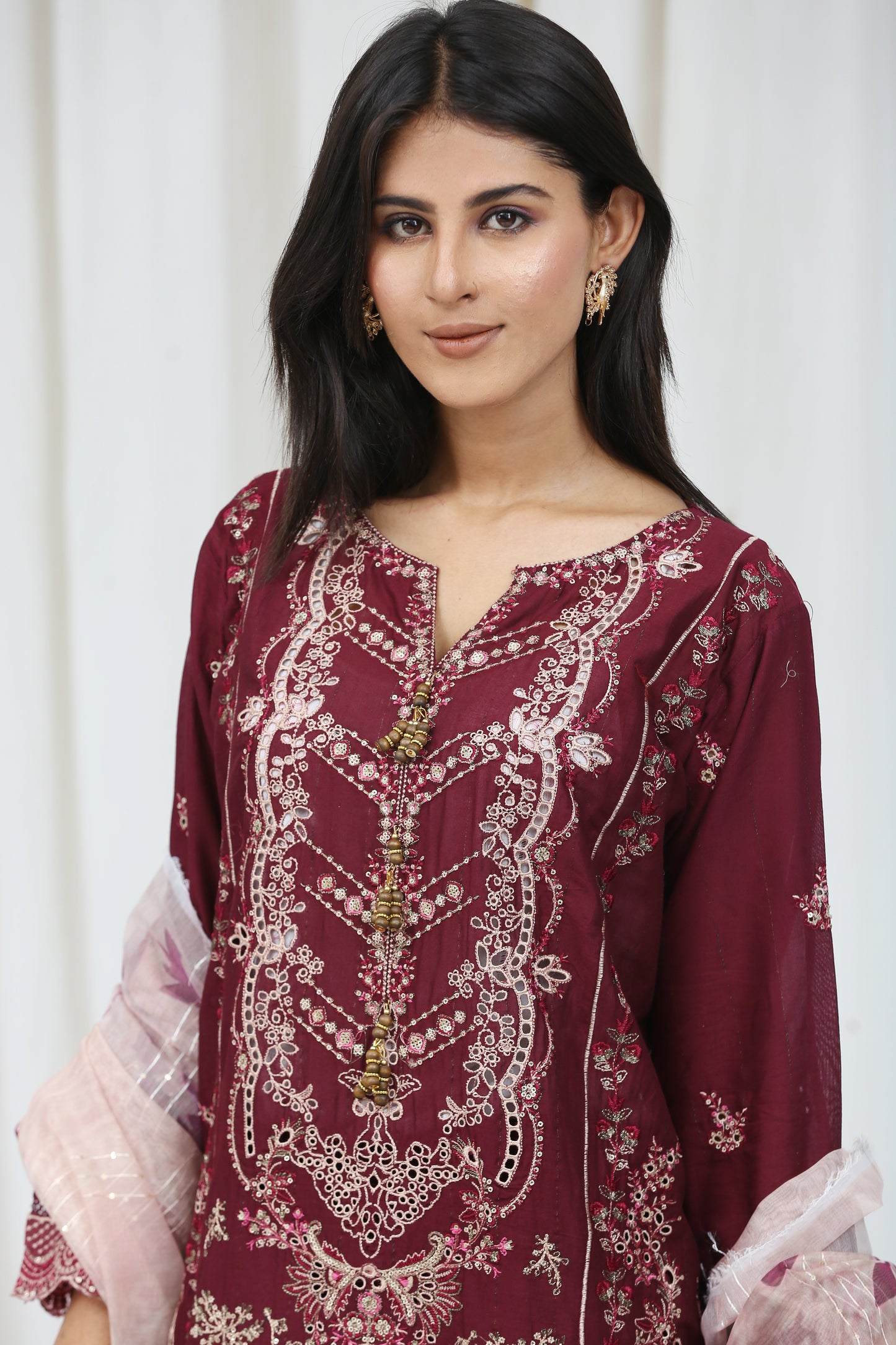 Maroon Bloom – Floral & Fab Edition