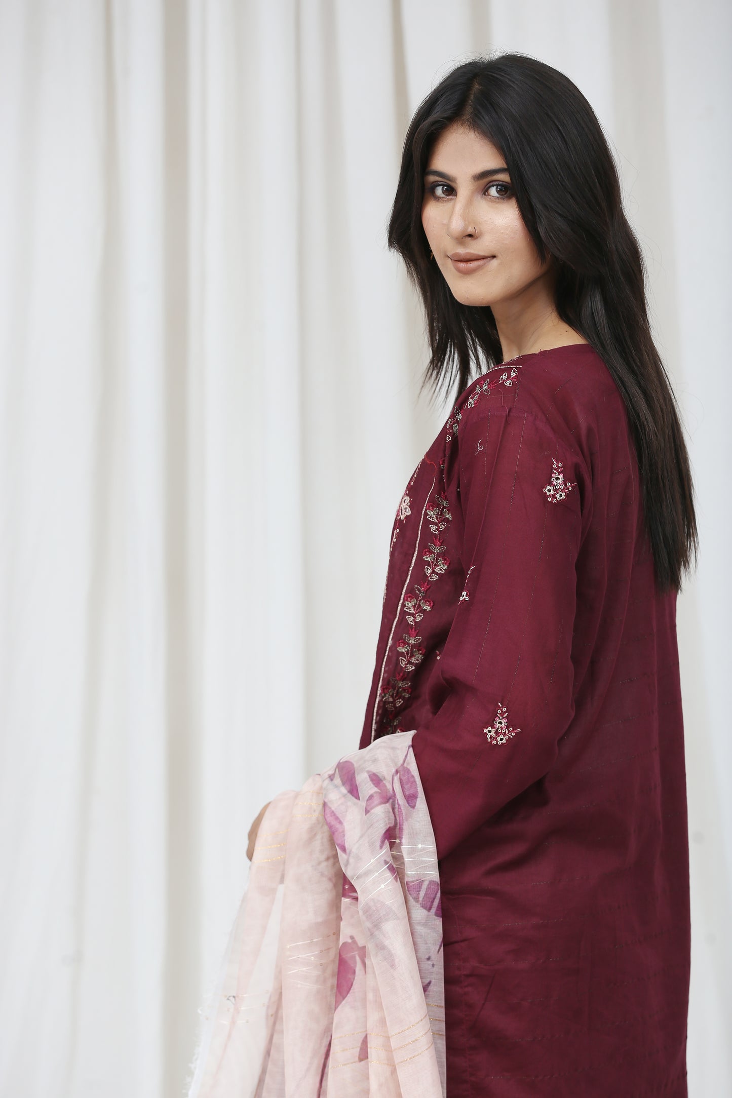Maroon Bloom – Floral & Fab Edition
