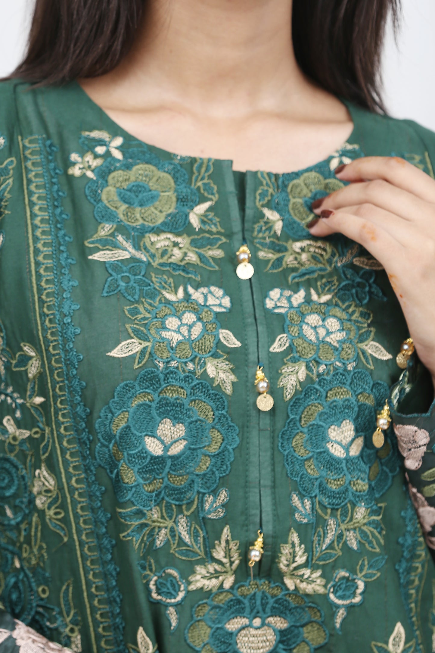 Emerald Grace – Floral & Fab Edition