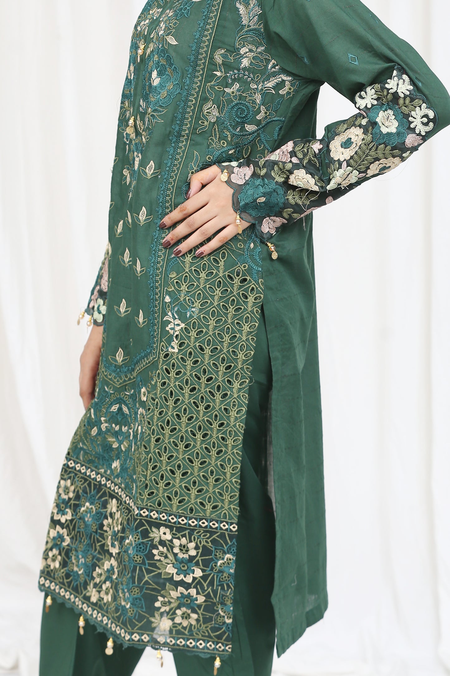 Emerald Grace – Floral & Fab Edition