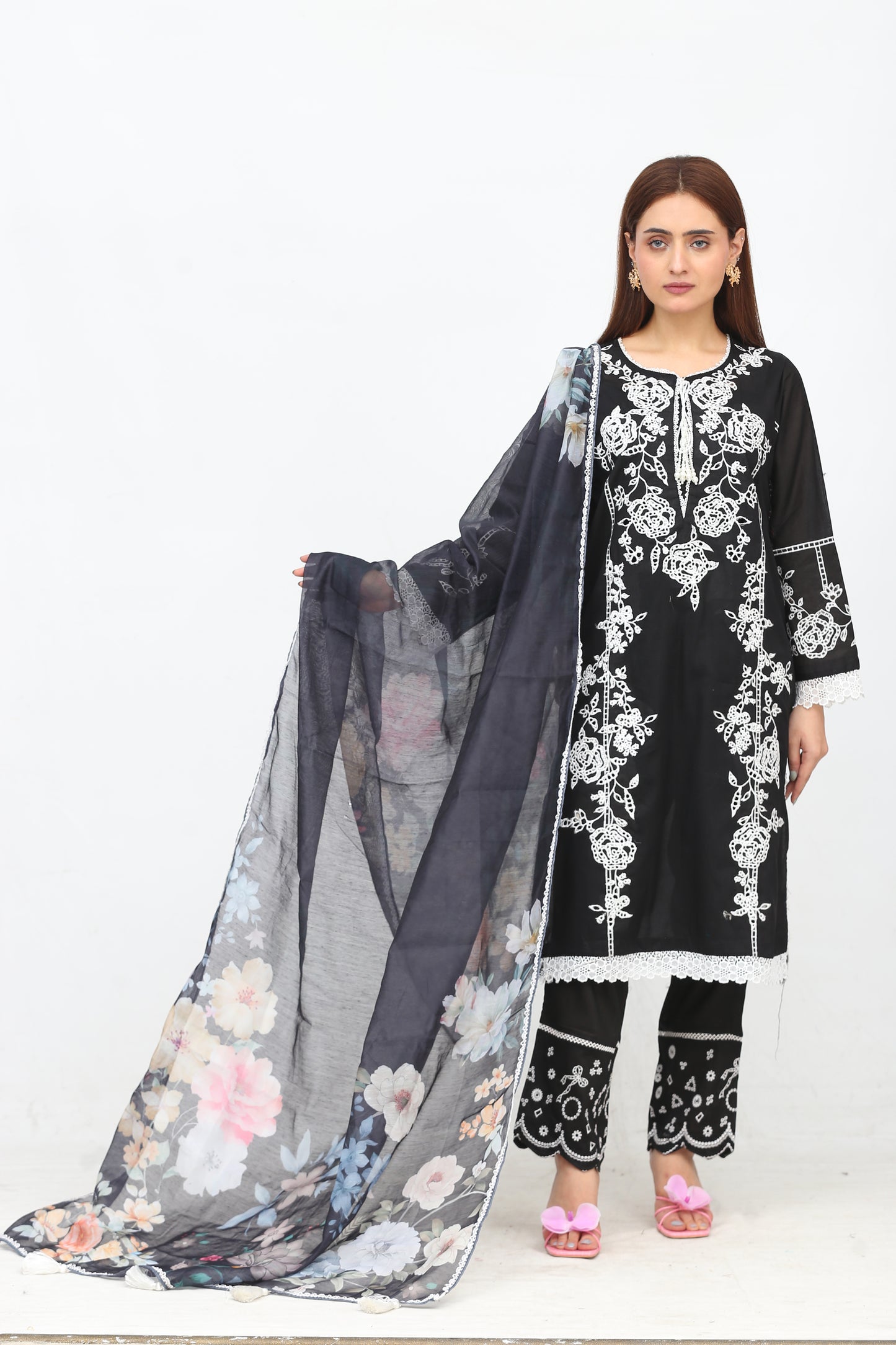 Black Royal – Floral & Fab Edition