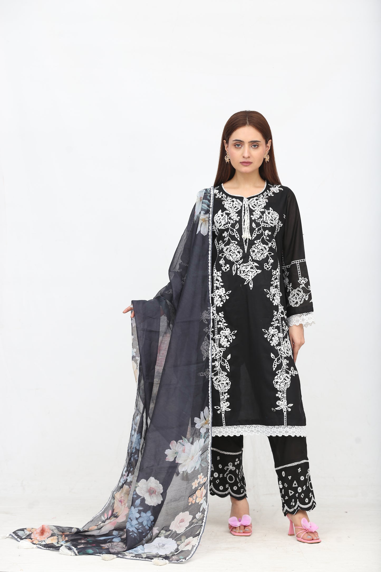 Black Royal – Floral & Fab Edition