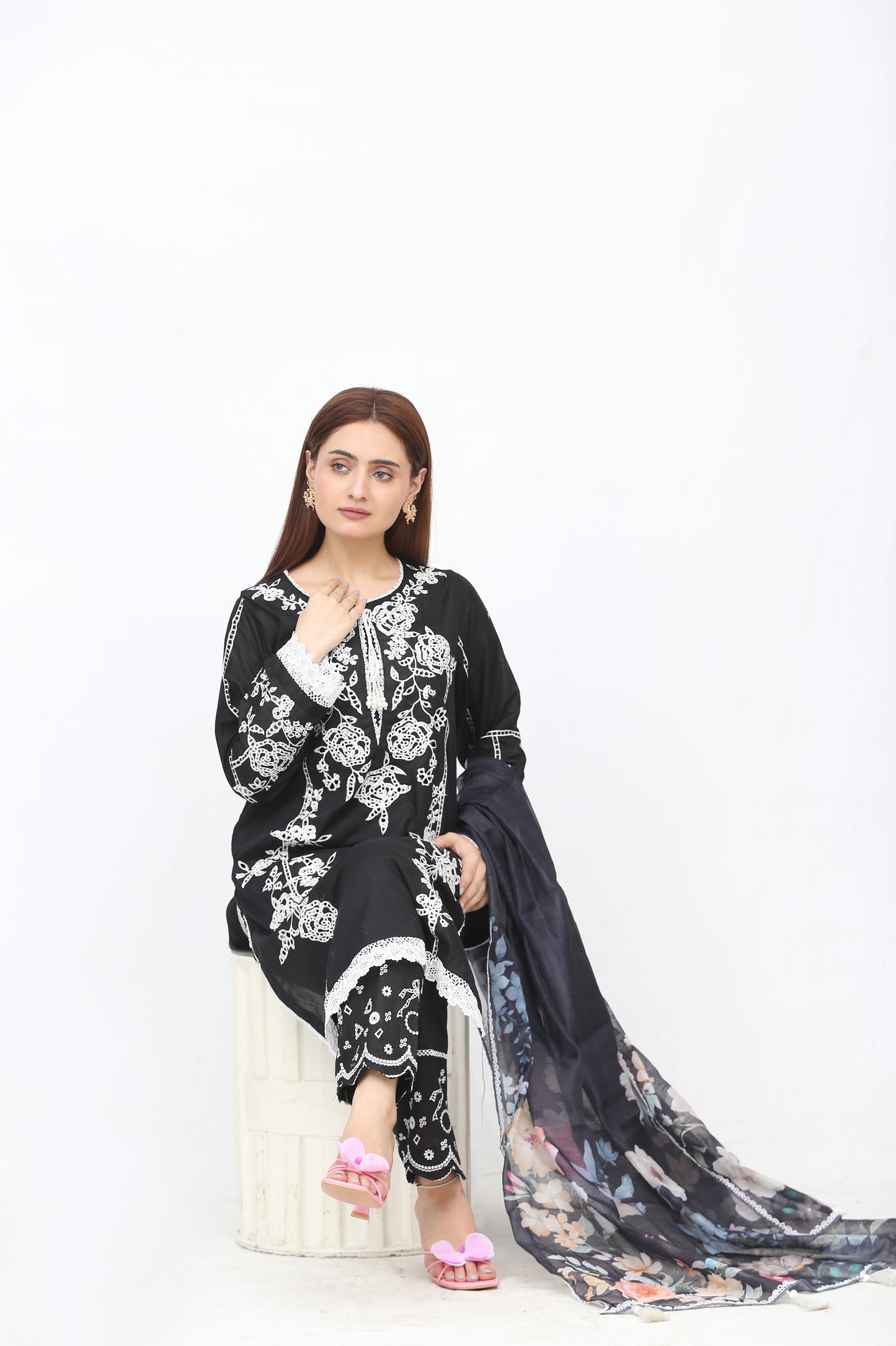 Black Royal – Floral & Fab Edition