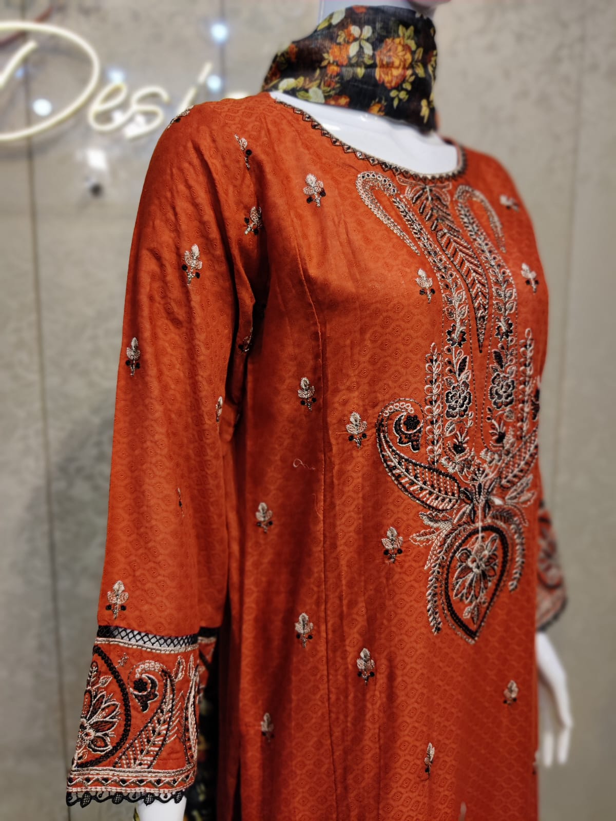 DL Embroidered Lawn-3PC